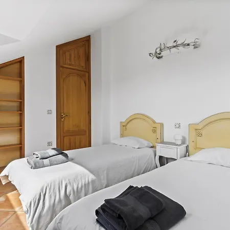 Casa De Lujo En Cantabria Hébergement de vacances *